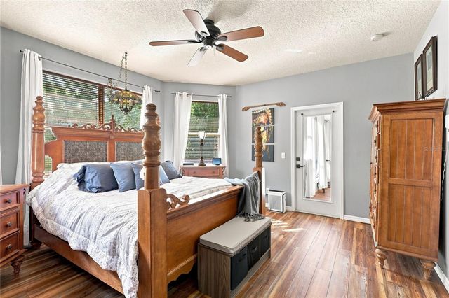 5301 ANTHONY LANE, Sarasota, FL 34233