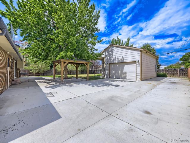 1565 S Otis Street, Denver, CO 80232
