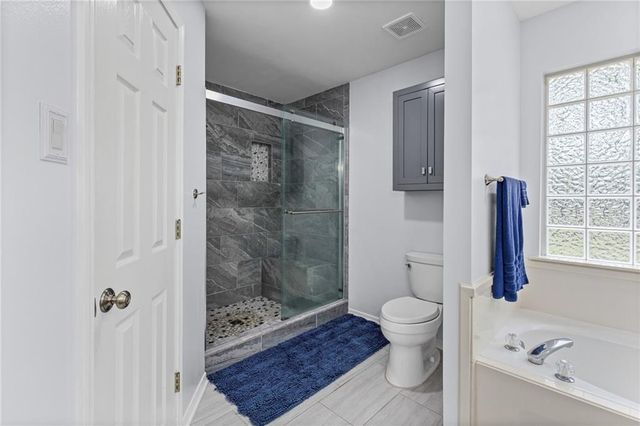 13205 Oak Forge Drive, Mobile, AL 36608