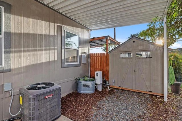 9395 Harritt Rd. 3, Lakeside, CA 92040