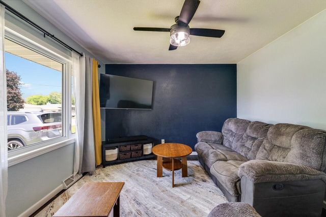 314 Shelly LANE, La Crosse, WI 54603