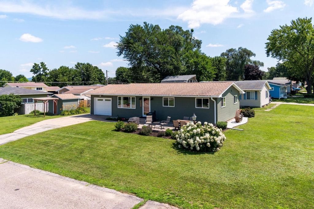 314 Shelly LANE, La Crosse, WI 54603