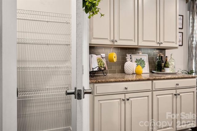 8400 Bretton Woods Drive, Charlotte, NC 28227