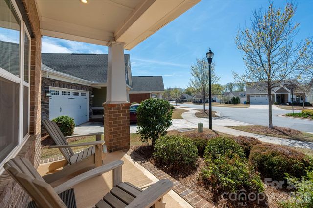 8400 Bretton Woods Drive, Charlotte, NC 28227