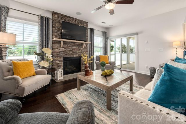 8400 Bretton Woods Drive, Charlotte, NC 28227