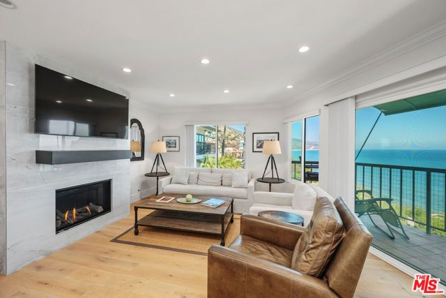 26666 Seagull Way C212, Malibu, CA 90265