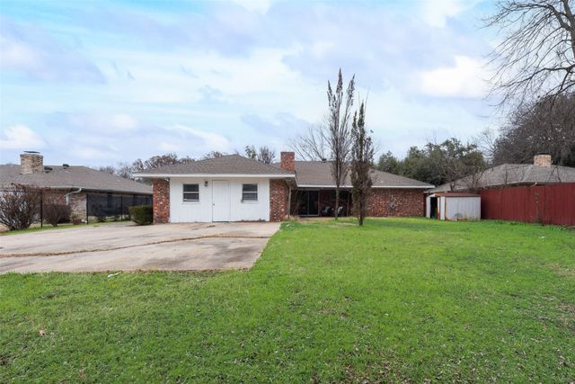 931 Westlake Drive, Desoto, TX 75115