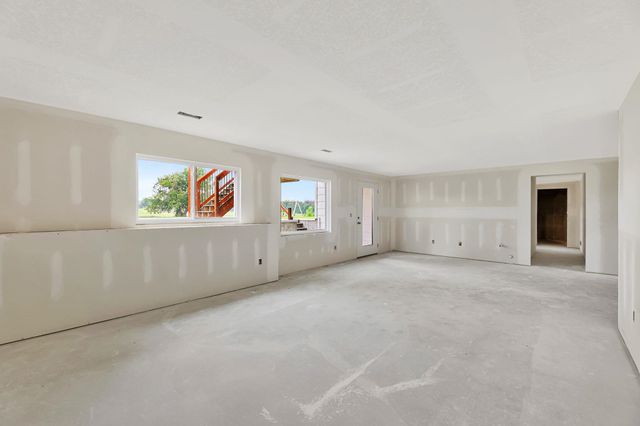 156 S BlueBells Court, Garden Plain, KS 67050