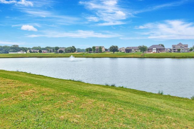 156 S BlueBells Court, Garden Plain, KS 67050