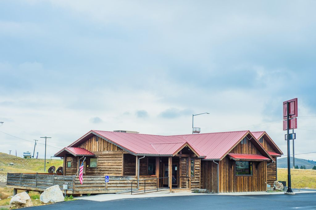 2 Jackson Creek Road, Montana City, MT 59634