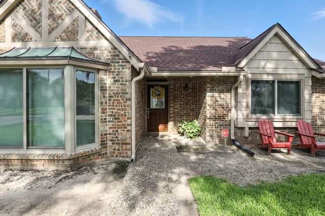 2910 Riata Lane, Houston, TX 77043