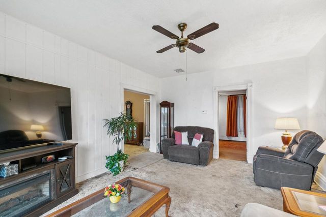 370 Park Street, Mayville, WI 53050