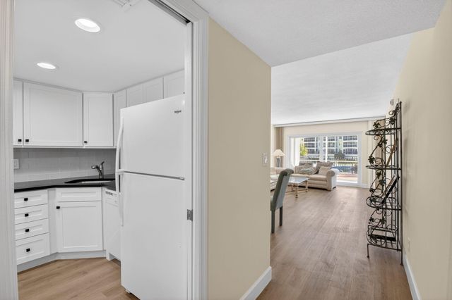 2871 N Ocean Boulevard V143, Boca Raton, FL 33431