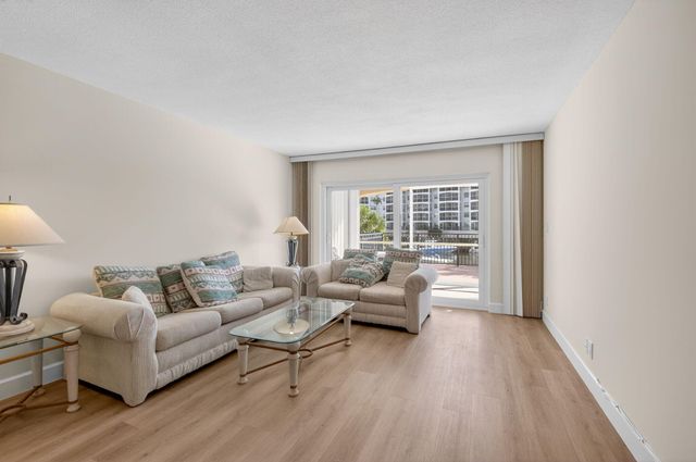 2871 N Ocean Boulevard V143, Boca Raton, FL 33431