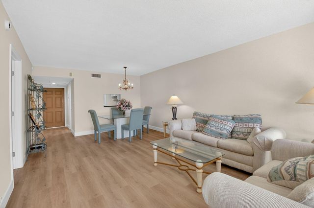 2871 N Ocean Boulevard V143, Boca Raton, FL 33431