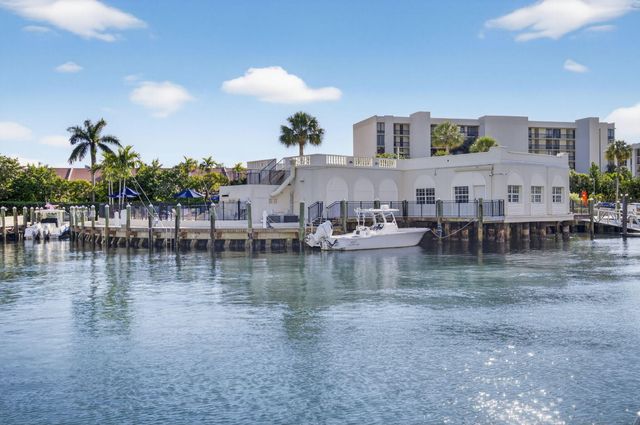 2871 N Ocean Boulevard V143, Boca Raton, FL 33431