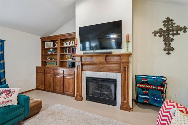 881 Moffat Road NW, Piedmont, OK 73078