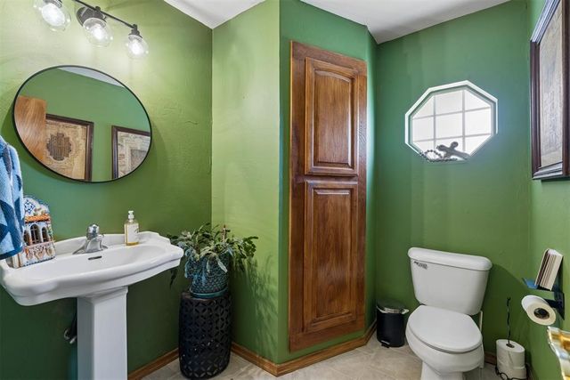 881 Moffat Road NW, Piedmont, OK 73078
