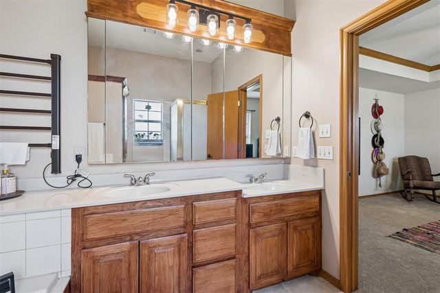 881 Moffat Road NW, Piedmont, OK 73078