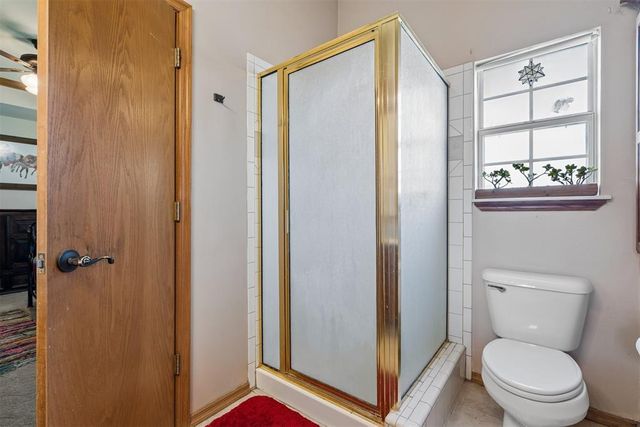 881 Moffat Road NW, Piedmont, OK 73078