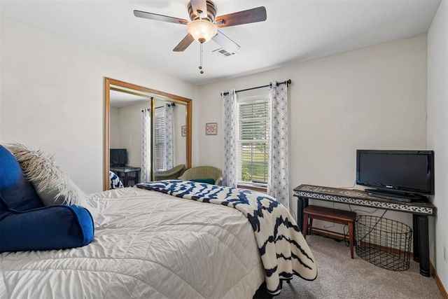 881 Moffat Road NW, Piedmont, OK 73078