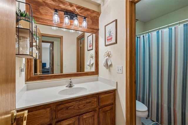 881 Moffat Road NW, Piedmont, OK 73078