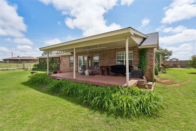 881 Moffat Road NW, Piedmont, OK 73078