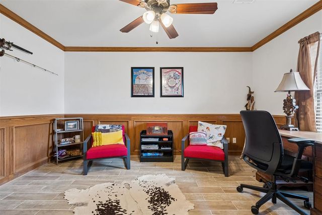 881 Moffat Road NW, Piedmont, OK 73078
