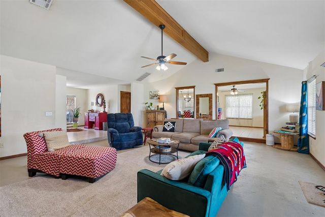 881 Moffat Road NW, Piedmont, OK 73078