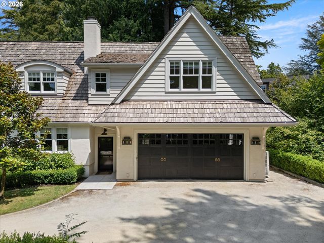4061 Sw GREENLEAF Dr, Portland, OR 97221