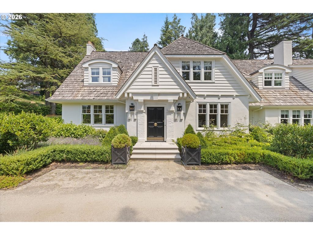 4061 Sw GREENLEAF Dr, Portland, OR 97221