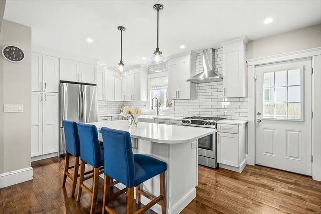 87 Wendell Street, Winchester, MA 01890