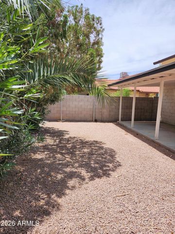 2721 W ESTRELLA Drive, Chandler, AZ 85224