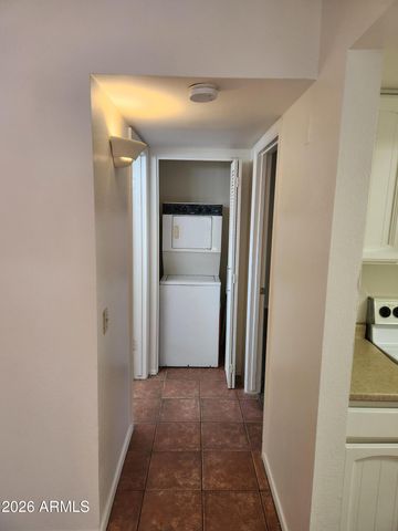 2721 W ESTRELLA Drive, Chandler, AZ 85224
