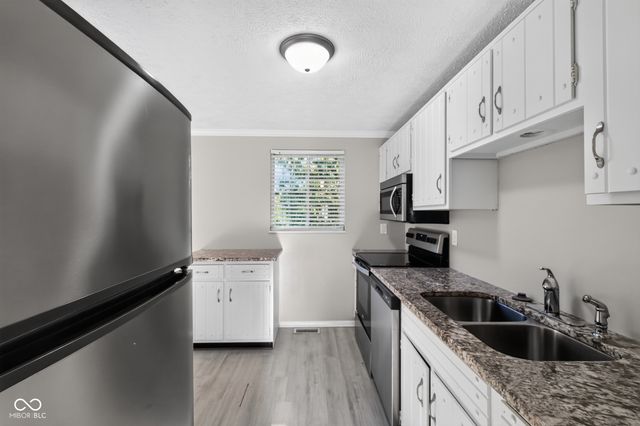 6824 Cordova Drive, Indianapolis, IN 46221