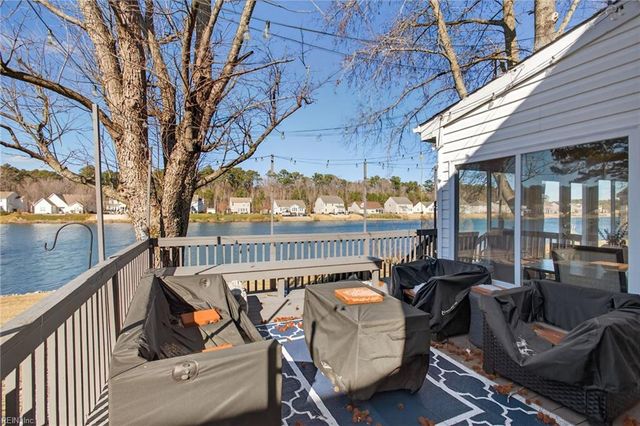 4108 Lakeview DR, Chesapeake, VA 23323