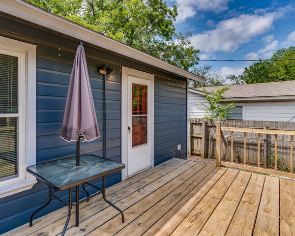 1108 Chester Street, Cleburne, TX 76033
