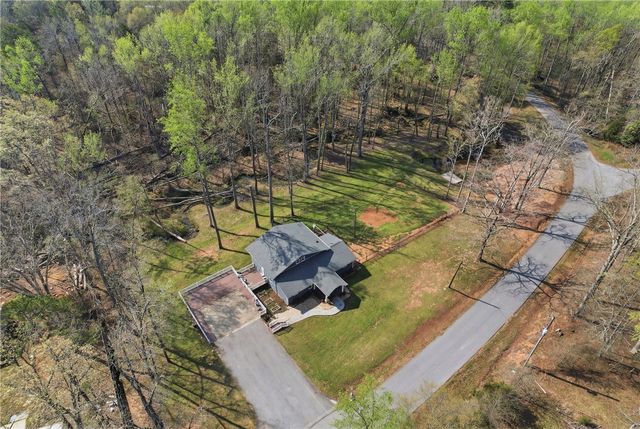 327 Pine Drive, Piedmont, SC 29673