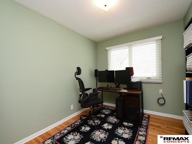 1127 Mulder Drive, Lincoln, NE 68510