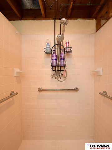 1127 Mulder Drive, Lincoln, NE 68510