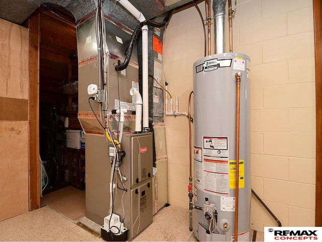 1127 Mulder Drive, Lincoln, NE 68510