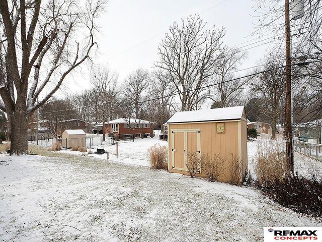 1127 Mulder Drive, Lincoln, NE 68510