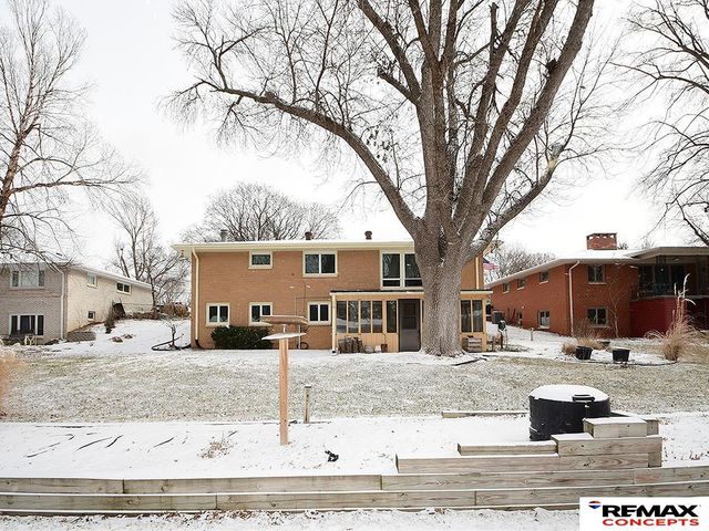 1127 Mulder Drive, Lincoln, NE 68510