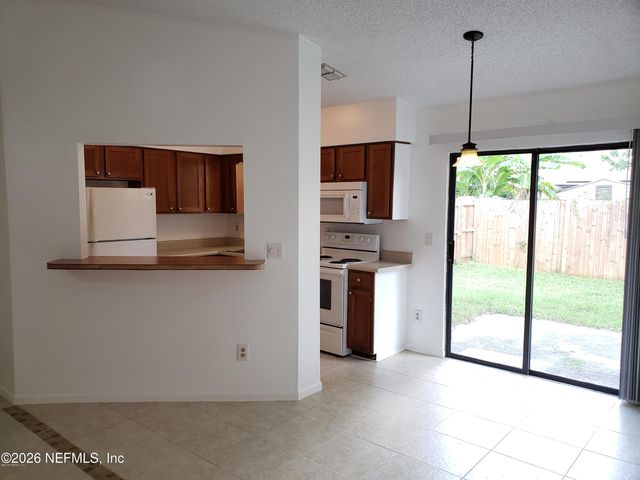 2661 SAN FRANCISCO Boulevard B, Orange Park, FL 32065