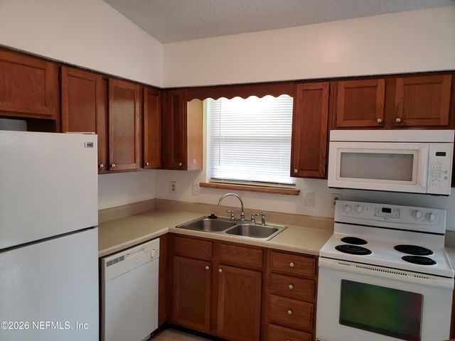 2661 SAN FRANCISCO Boulevard B, Orange Park, FL 32065