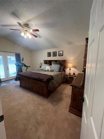 805 10th Street NW, Springhill, LA 71075