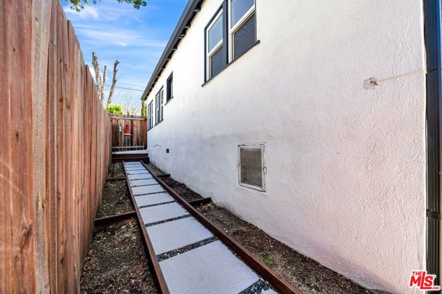 10509 Wilsey Avenue, Tujunga (los Angeles), CA 91042