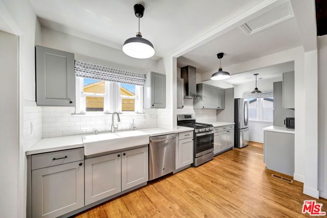 10509 Wilsey Avenue, Tujunga (los Angeles), CA 91042