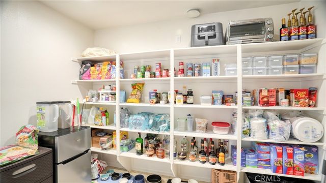 4727 W Vahan Court, Lancaster, CA 93536