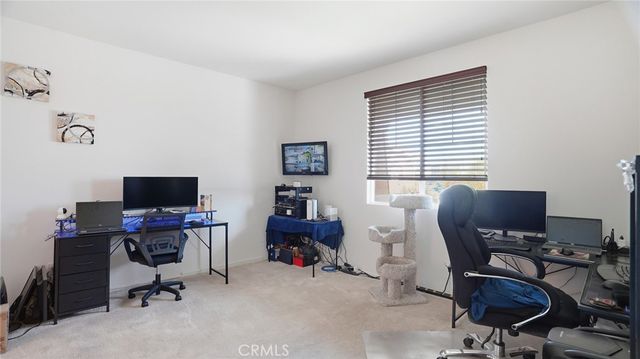 4727 W Vahan Court, Lancaster, CA 93536